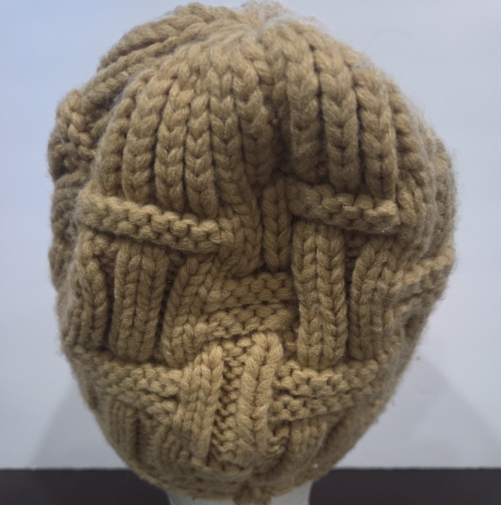 Wrapables Knitted Slouched Beanie with Button Detail - Picture 5 of 9